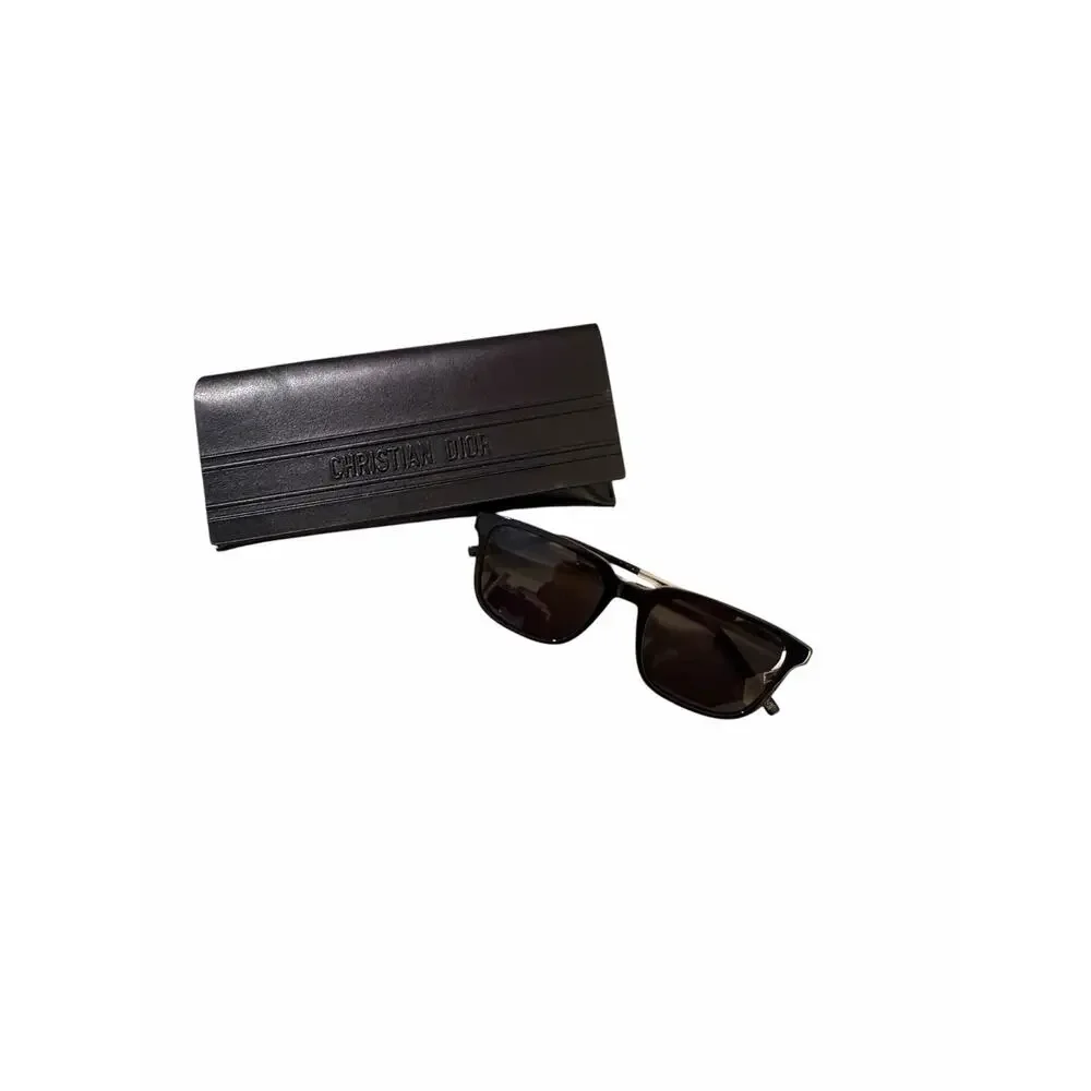 Christian Dior NWOT DiorTag SU Sunglasses in Black/Gold